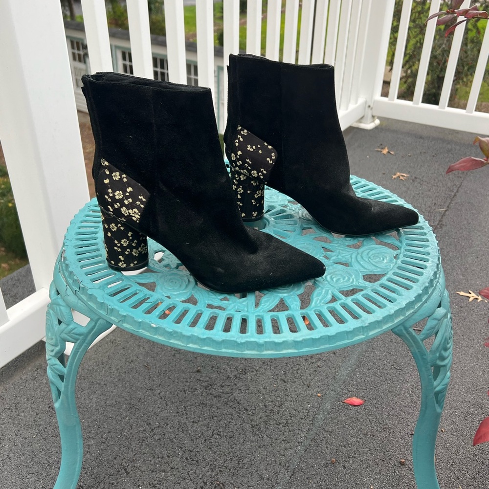 Jaggar The Label Suede Boots